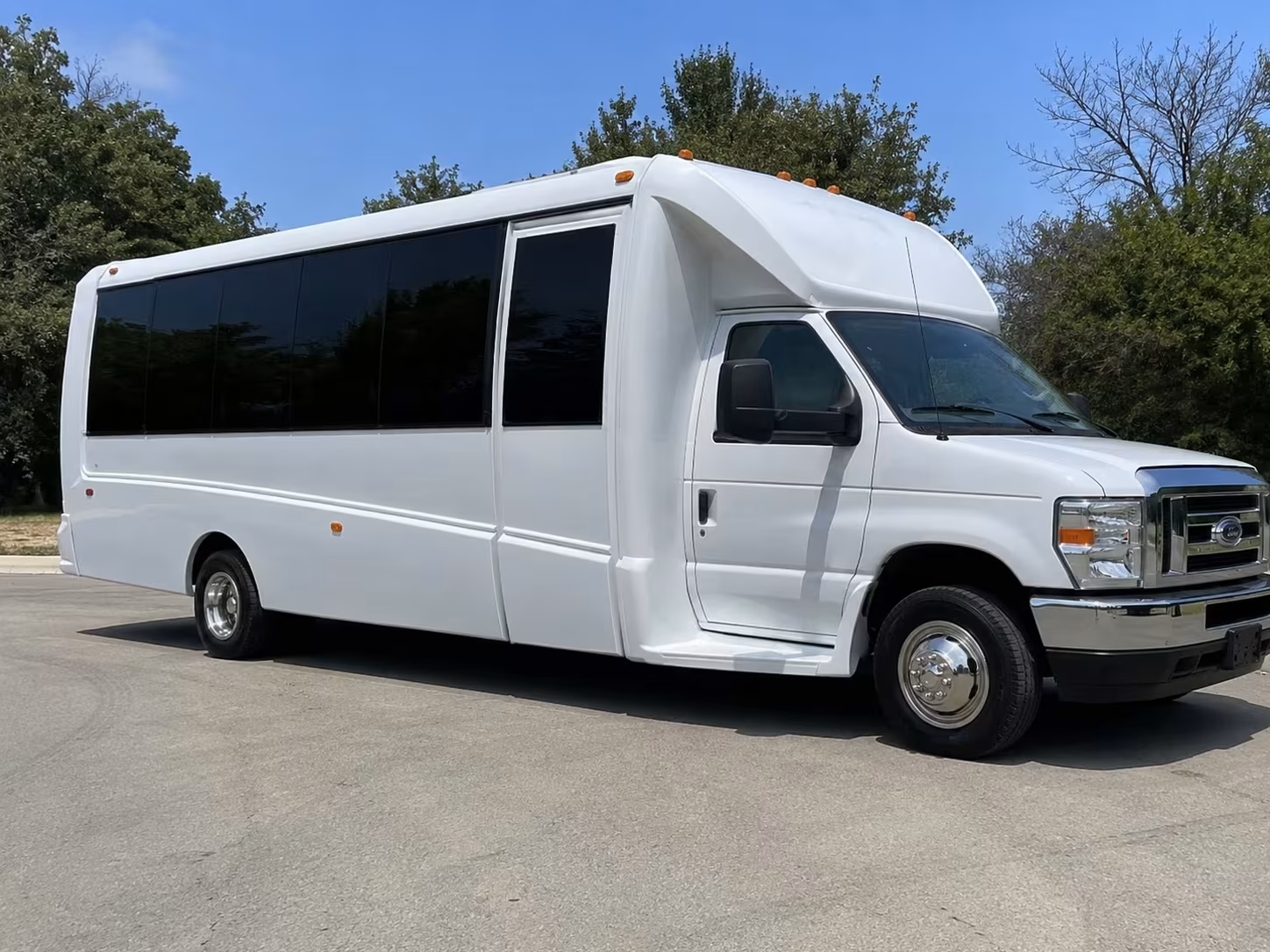party bus rentals for santa clara and silicon valley concerts