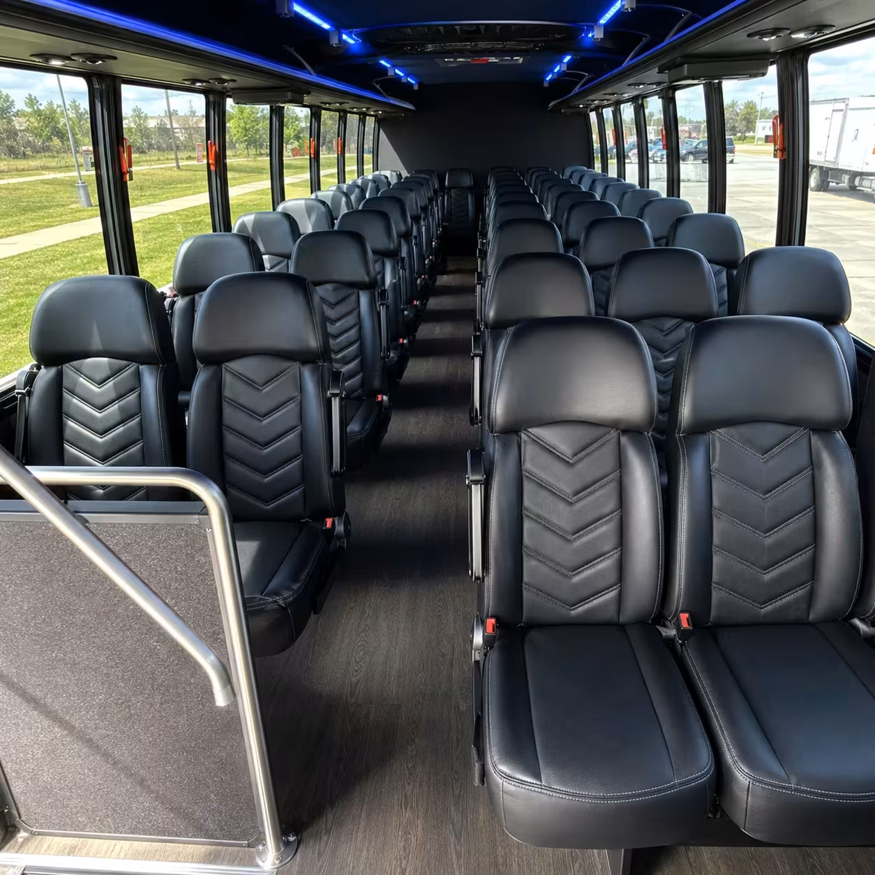 santa clara 30 passenger minibus rental