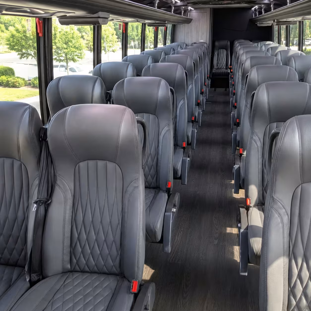 santa clara minibus rentals for vta light rail and remote parking