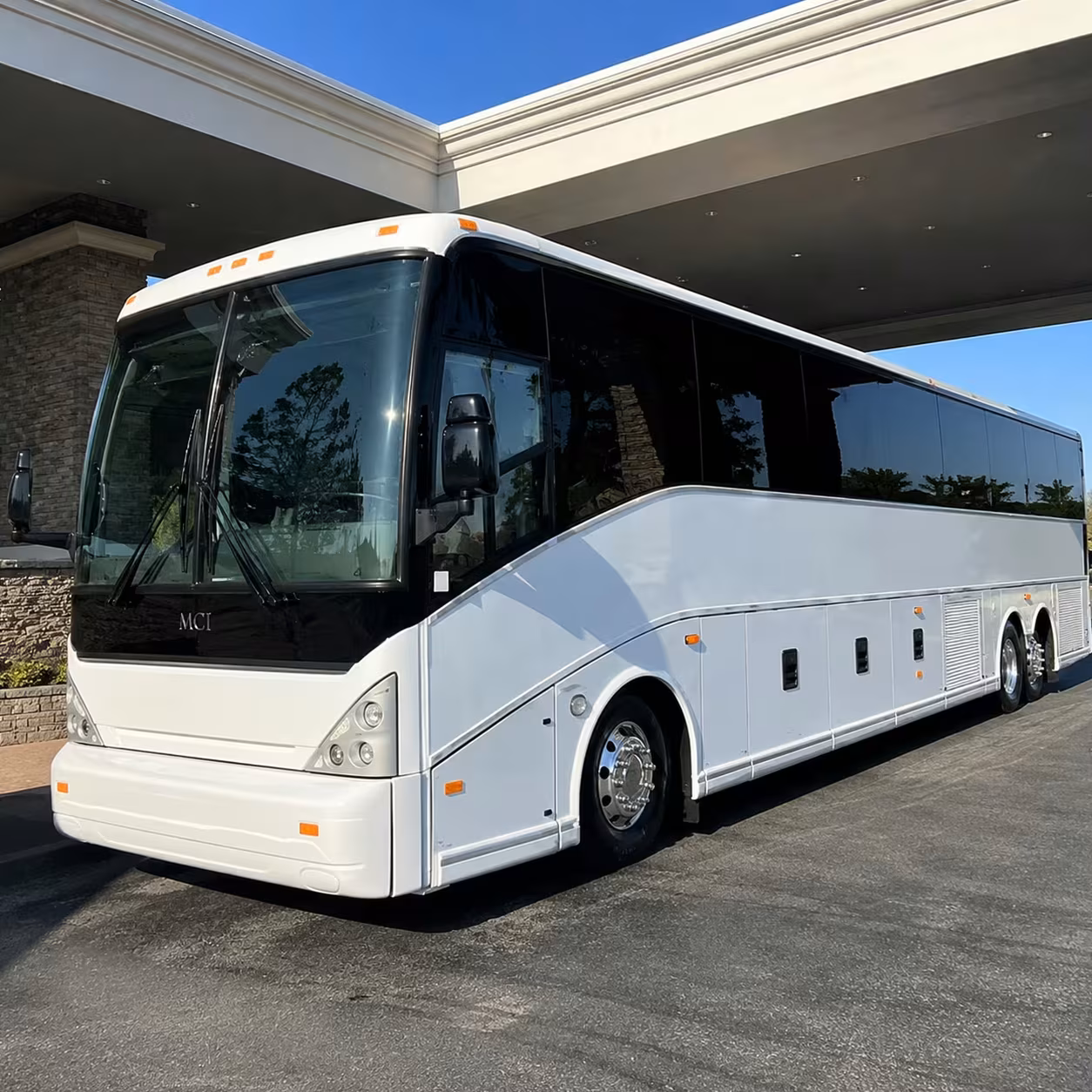 santa clara shuttle buses for group arrivals at sjc airport